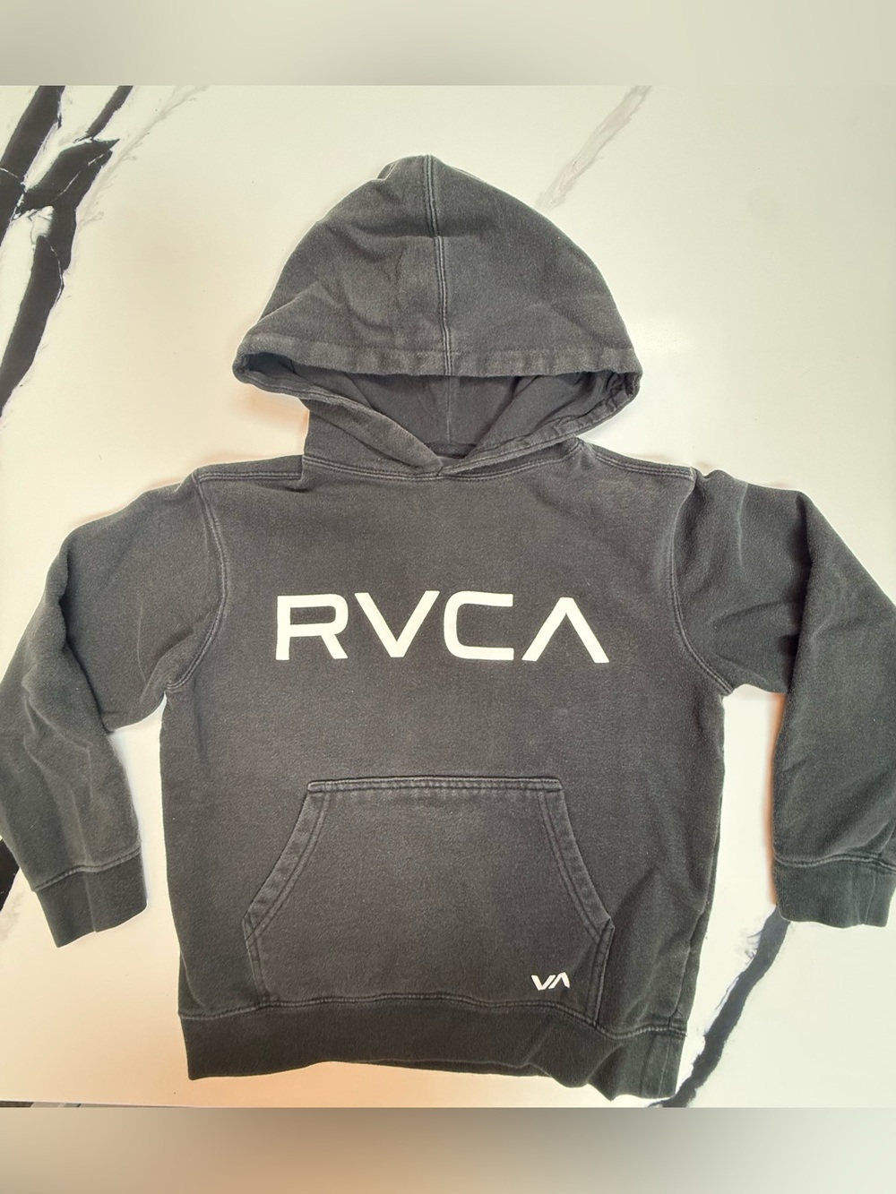 RVCA Boys Medium Black Logo Hoodie Skate Surf Sweatshirt